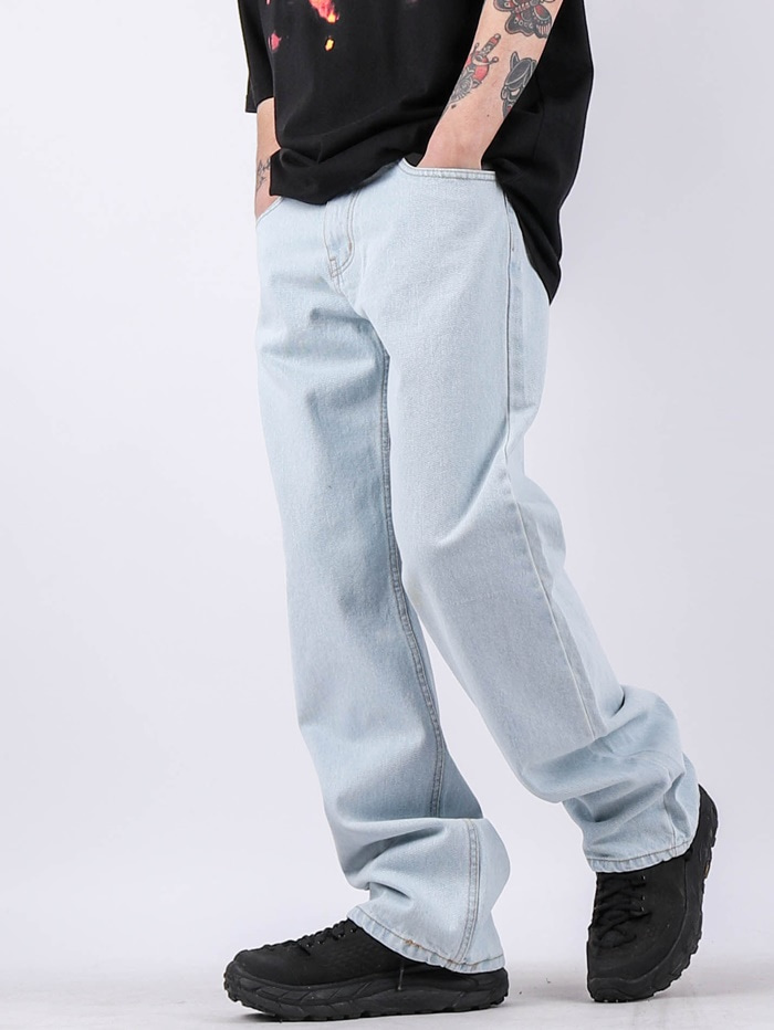 CO 01 Ice Jeans