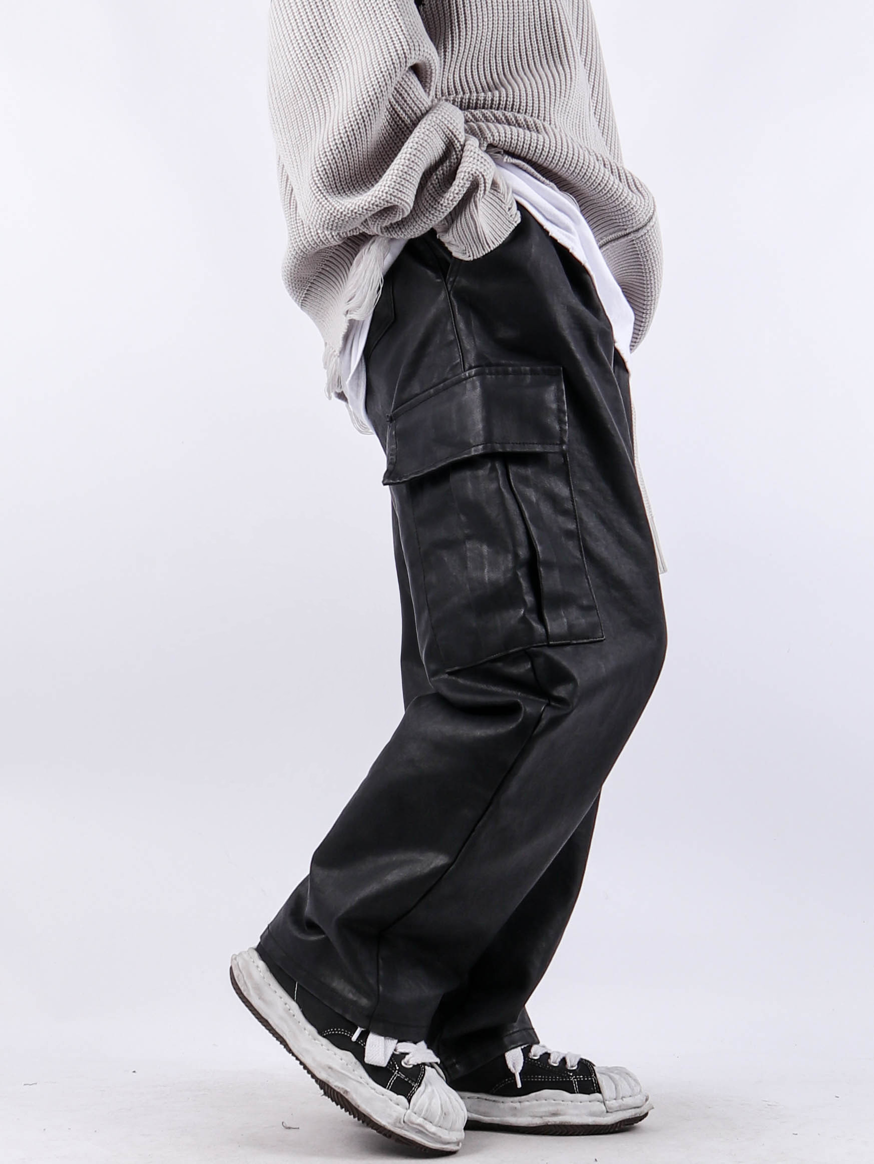HL Carbon Coated Cargo Pants